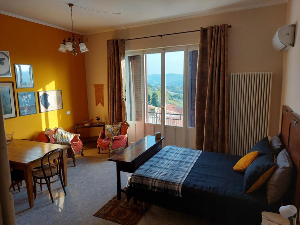 Bed And Breakfast La Pecora Rosa Sant'Omero Bagian luar foto
