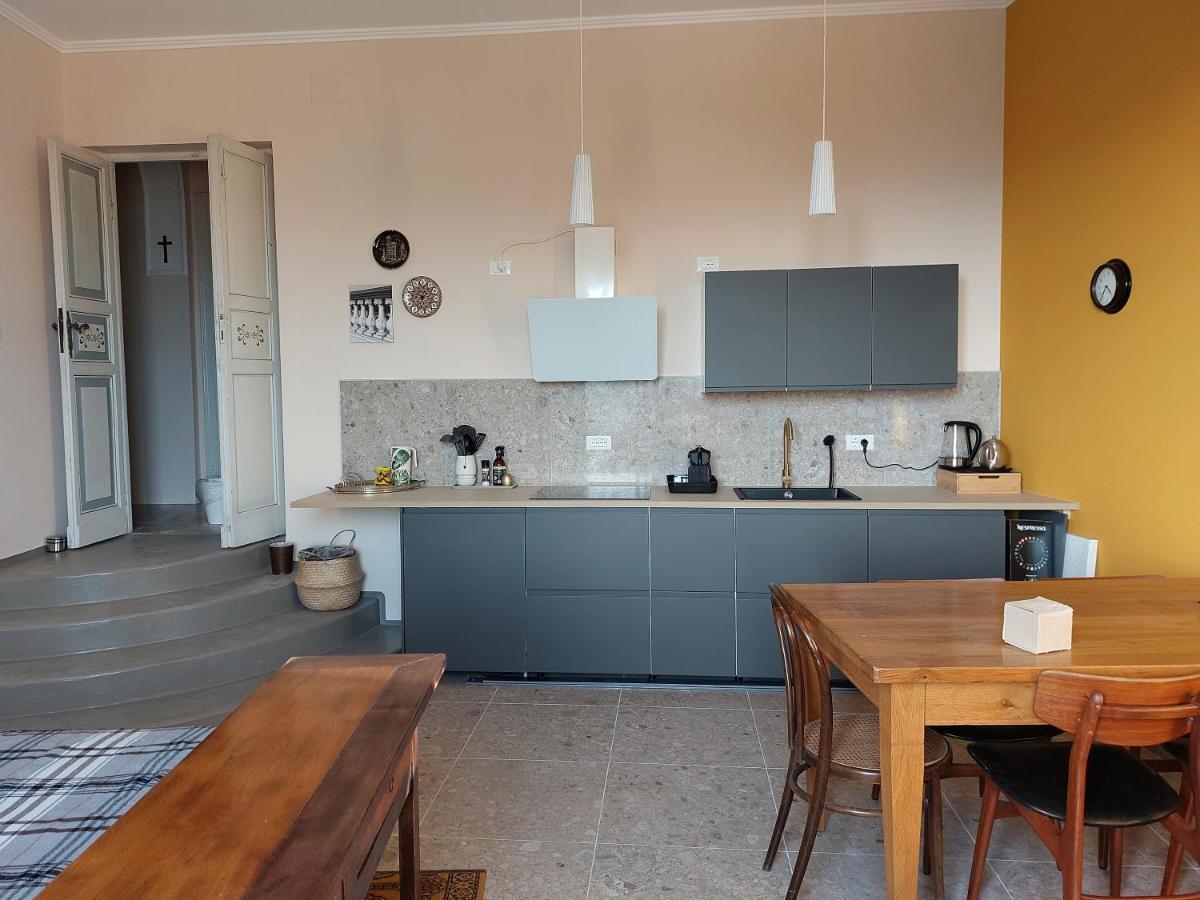 Bed And Breakfast La Pecora Rosa Sant'Omero Bagian luar foto